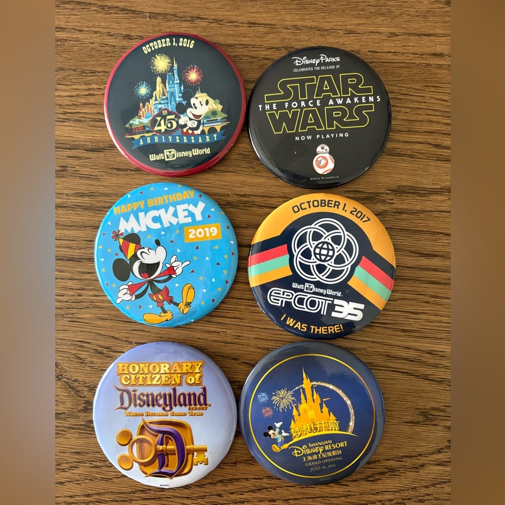 Disney Colorful Button Set - Black, Blue, Red, Yellow
